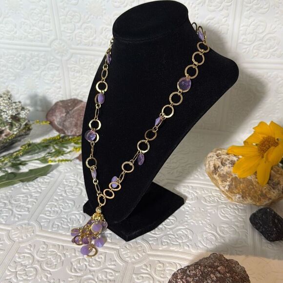 Vintage Bright Gold Tone Amethyst Faceted Plastic Bead Necklace With Filigree Ta - Picture 4 of 15